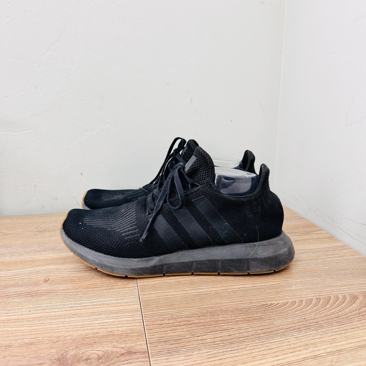 Adidas Swift Run 1.0 Black Sneakers Mens Size 9.5 | eBay display picture 1