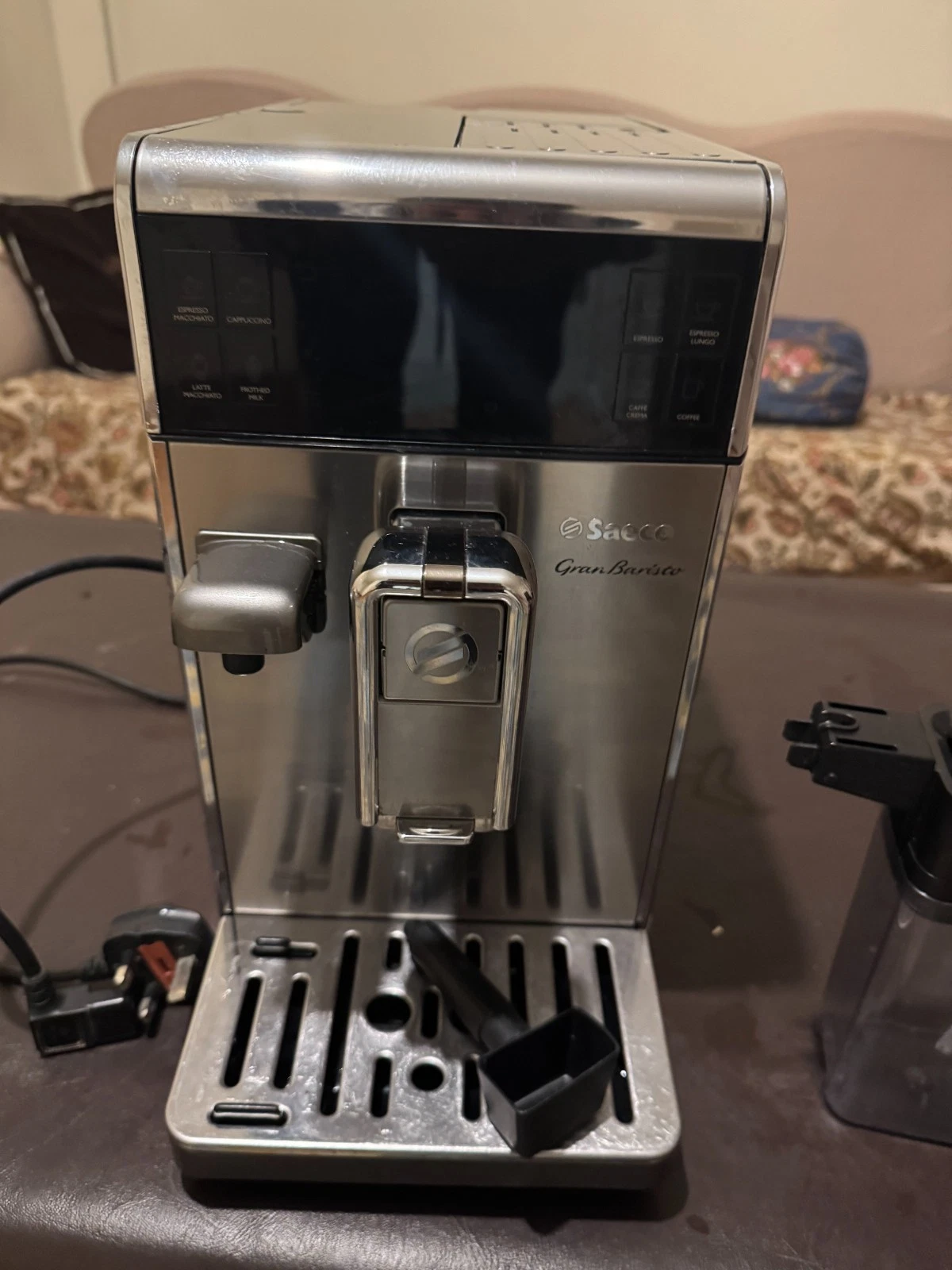 PHILIPS SAECO GRAN BARISTO HD8975 COFFE MACHINE MAKER