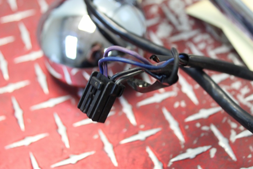 2011 HARLEY ELECTRA GLIDE SPOT LIGHTS TURN SIGNALS LIGHT BAR FOR PARTS ...