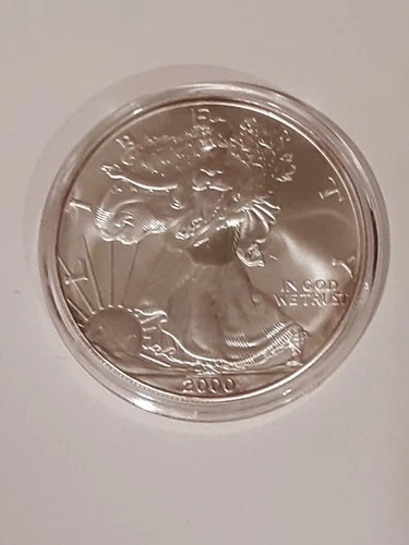 2000 Uncirculated American Silver Eagle 1 Oz .999 Fine Silver in Capsule