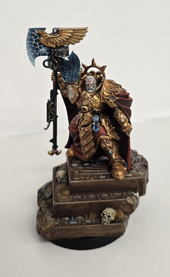 Adeptus Custodes Captain-General Trajann Valoris-pro painted