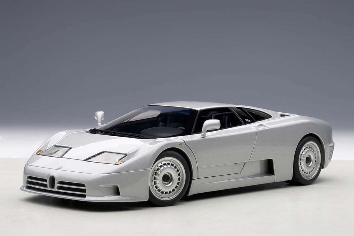 70979 オートアート 1/18 ブガッティ EB110 GT (シルバー) BUGATTI EB110 GT SILVER 1:18 AUTOART 70979 NEW IN BOX NEW