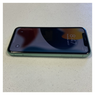 Apple iPhone 11 64gb Unlocked Verizon ATT Tmobile Straight Talk Metro Boost (E)