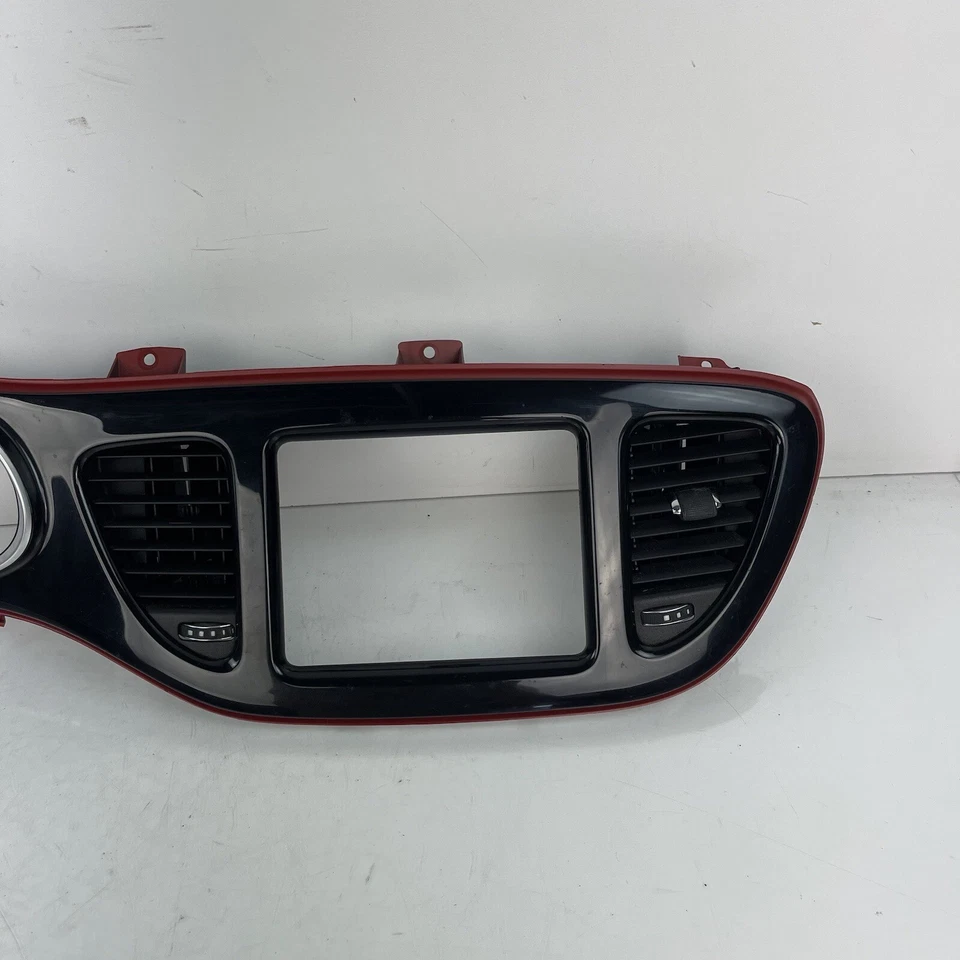 Dodge Dart Dash Speedo 2013-2016 racimo radio bisel rojo negro Foto 2 de 4