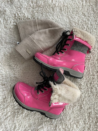 Lot Hat \u0026 UGG Girls US 1 Pink Patent 