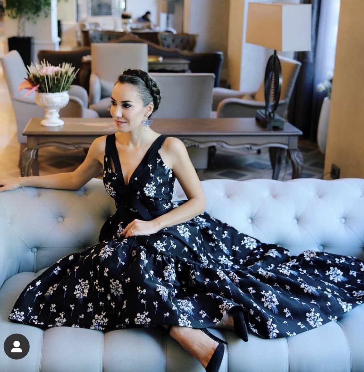 ERDEM X H&M Women's Black Floral Embroidered Jacquard Gown ERDEM X H&M Women's Black Floral Embroidered Jacquard Gown
