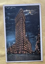 New York City NY  Flatiron Building Flat Iron at Night Vtg 1924 postcard