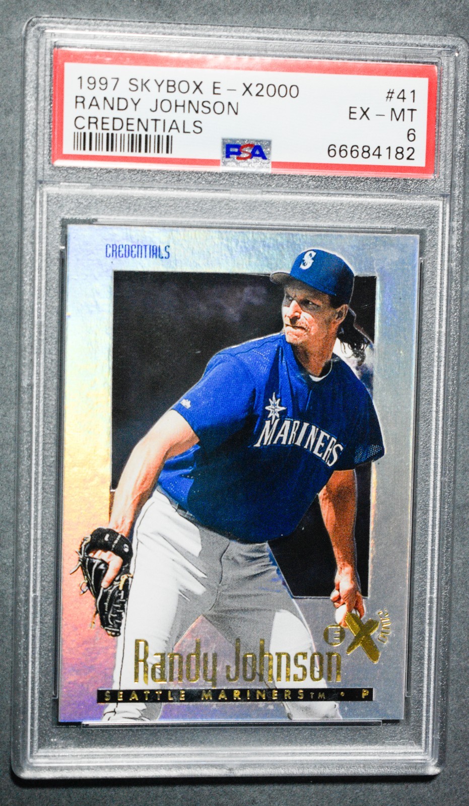 1997 Skybox E-X2000 Randy Johnson Credentials /299 PSA 6
