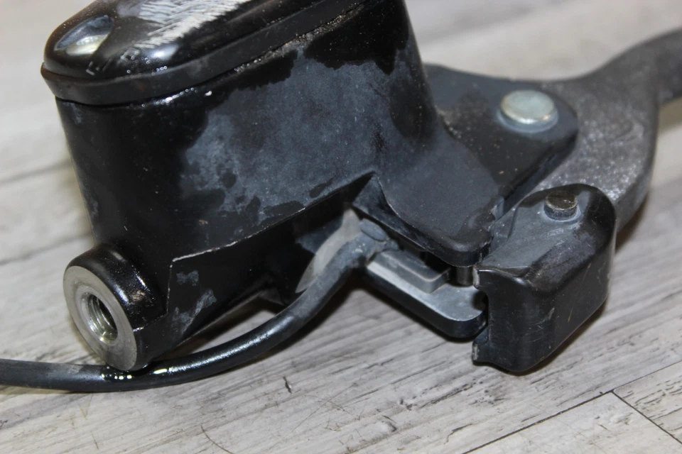 Cilindro maestro de freno Arctic Cat M1000 2007 Efi con palanca 1602-930 Foto 3 de 4