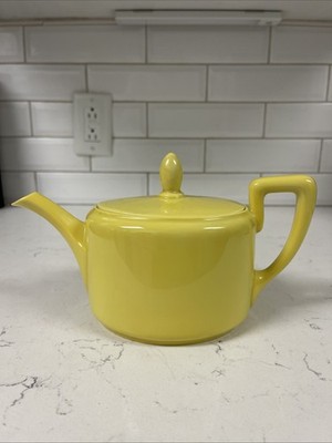 Rosenthal  Isolde'' line Solid Yellow Tea Pot w/Lid Made in Germany Finial Repair