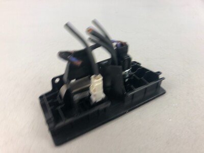 Mercedes Benz CLS W218 12V Power Outlet USB Interface Socket