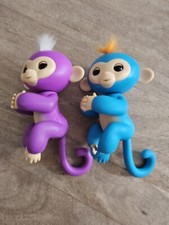 Wowwee Fingerling Purple  Blue Monkey Head  Eyes Move  Talks