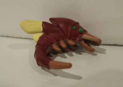 1999 Monster Rancher 1.5'' Flying Red Worm Mini Figure T.C.D.T. Playmates