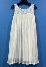 Vintage 1960s White Double Layer Crystal Pleated Embroidered Nightgown Small