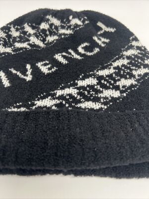 Givenchy Unisex Houndstooth Logo Wool Blend Beanie Black  display picture 3