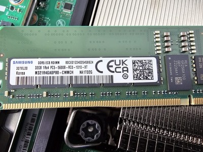 Netapp AFF-A20A W/ 2 X AFF-20A-100 CONTROLLERS / 64GB 1600W PSU