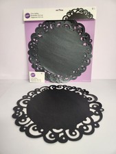 Wilton 12" Black Doilies ? Pack of 6 (30.4 cm) ? Elegant Cake Display / Crafts 