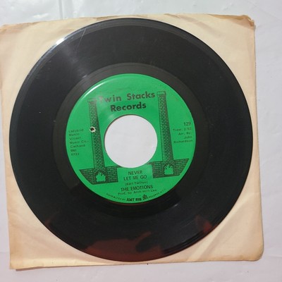 The Emotions ~ Never Let Me Go/ I Can't Control These Emotions ~ 45 RPM Record