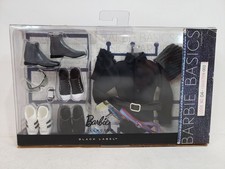 BARBIE BASICS DOLL LOOK NO 04 COLLECTION 002 ACCESSORY PACK MATTEL T7756 NRFB