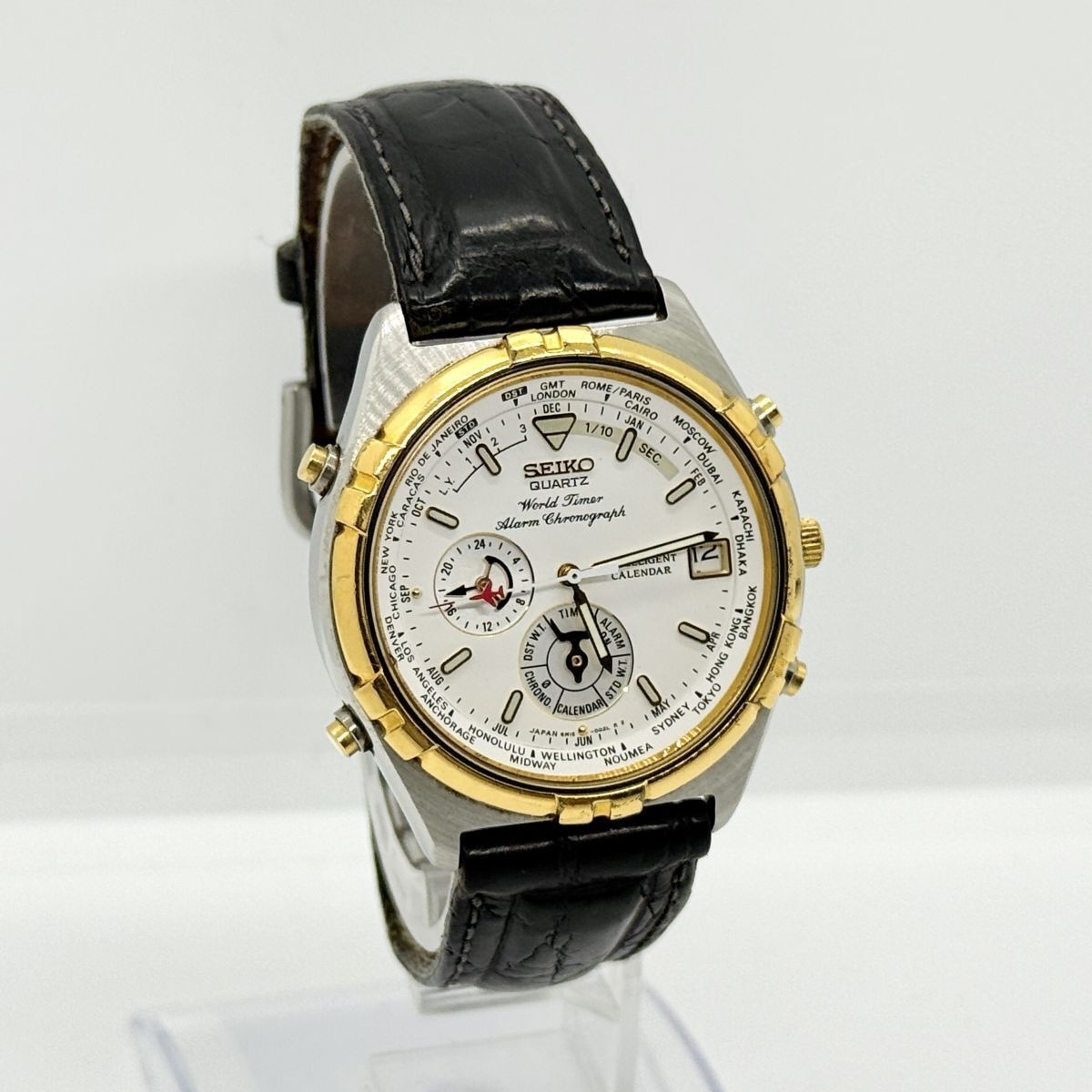Seiko 6M15-0020 Chronograph Quartz Men's Watch White Dial Round