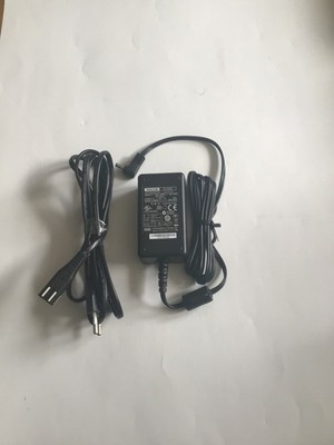 Tascam PS-P520 Switching Adapter Netzteil 5V bei 2A., super Zustand wie Neu