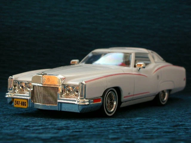 25+ Cadillac 1:43 Contemporary Manufacture Diecast Cars, Trucks