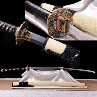 Handmade Clay Tempered Refined steel Hand Grind Japanese Samurai Fishskin Saya