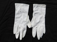 VINTAGE 1950'S WHITE Cotton Blend TAILORED GLOVES W/WRIST DESIGNS-Sz 6
