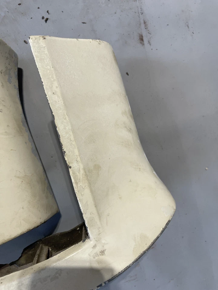 1966 66 Oldsmobile Delta 88 Rear 1/4 Quarter Panel Molding Extension Cove Trim - Image 4 of 4