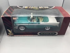Road Signature 1956 Chevrolet Bel Air deluxe edition 1:18 Scale. New In Box
