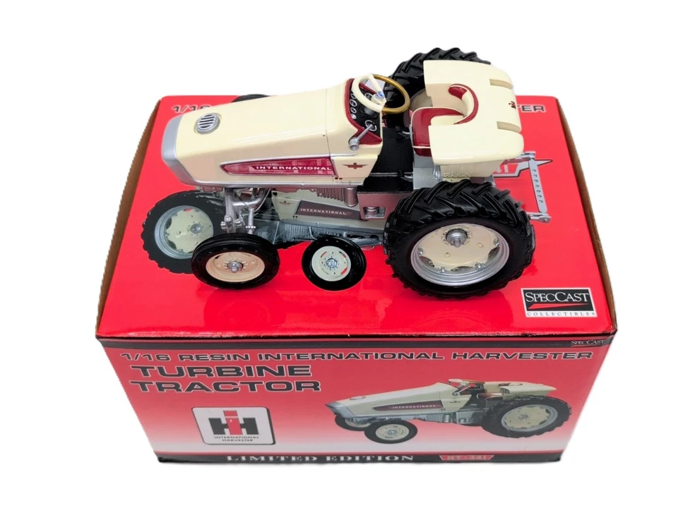 Trator turbina 1/16 International Harvester HT-341 - Imagem 2 de 4