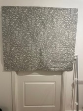 Laura Ashley Grey Floral Roman Blind (with tracking) Excellent condition. 