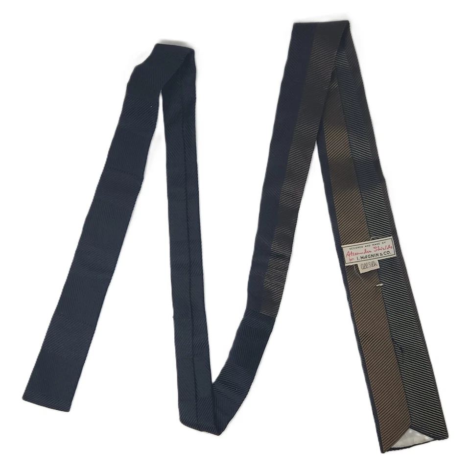 Corbata Alexander Shields años 50 100 % seda cuadrada rayas 2-1/4x53" de colección Magnin Foto 3 de 4