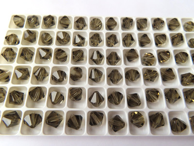 36  Preciosa Machine Cut Bicone Beads 8mm black Diam.