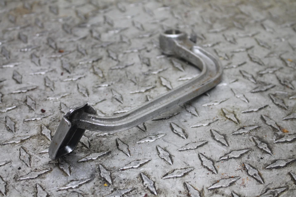 PEDAL FRENO YAMAHA FJ1100 84-85 Foto 4 de 4