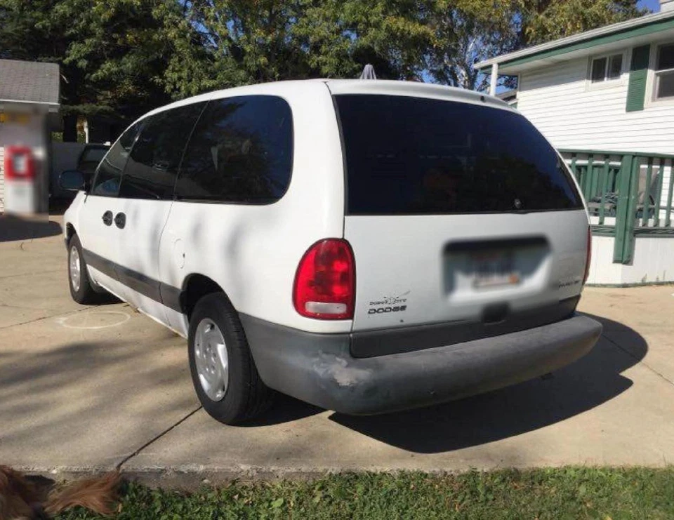 Conjunto de faros izquierdos usados se adapta a: Dodge Caravan 1997 grado B izquierdo Foto 3 de 4