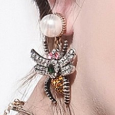 Bee earrings