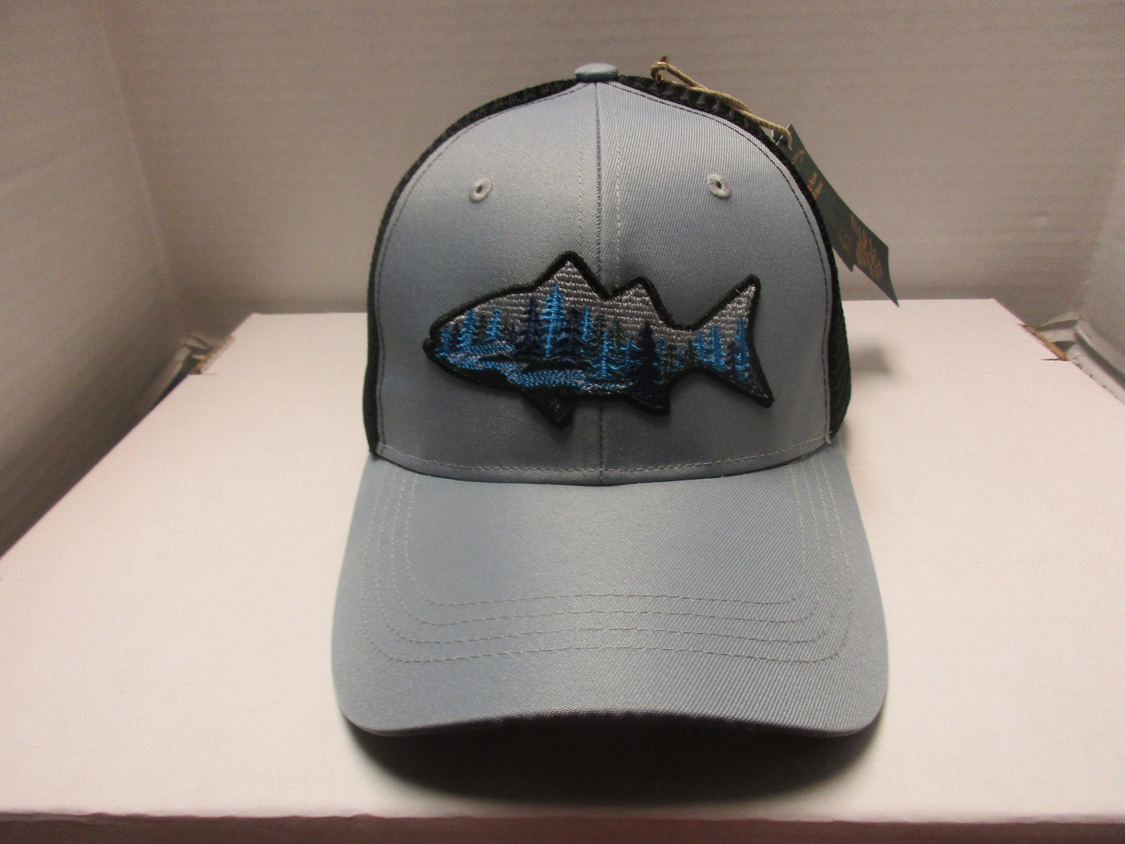 Cap Snap Back One Size Gray Fish Patch Trucker