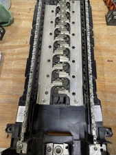 Square D Homeline HOM3040L200TC Load Center 200 Amp 30 Space 40 Circuit MLO