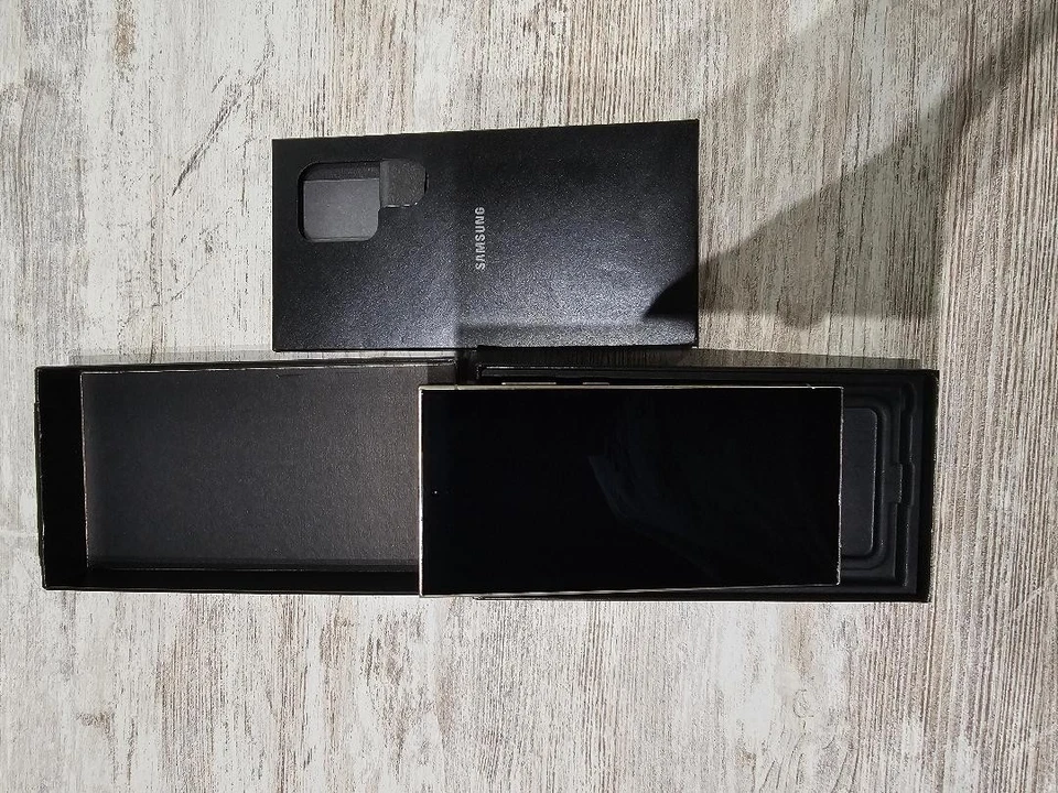 Samsung Galaxy S24 Ultra - 256GB - Titanium Gray (Ohne Simlock) (Dual SIM) - Imagen 2 de 2