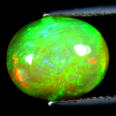 3.67 ct Supreme Oval Cabochon (13 x 10 mm) Ethiopia Play of Colors Rainbow Opal