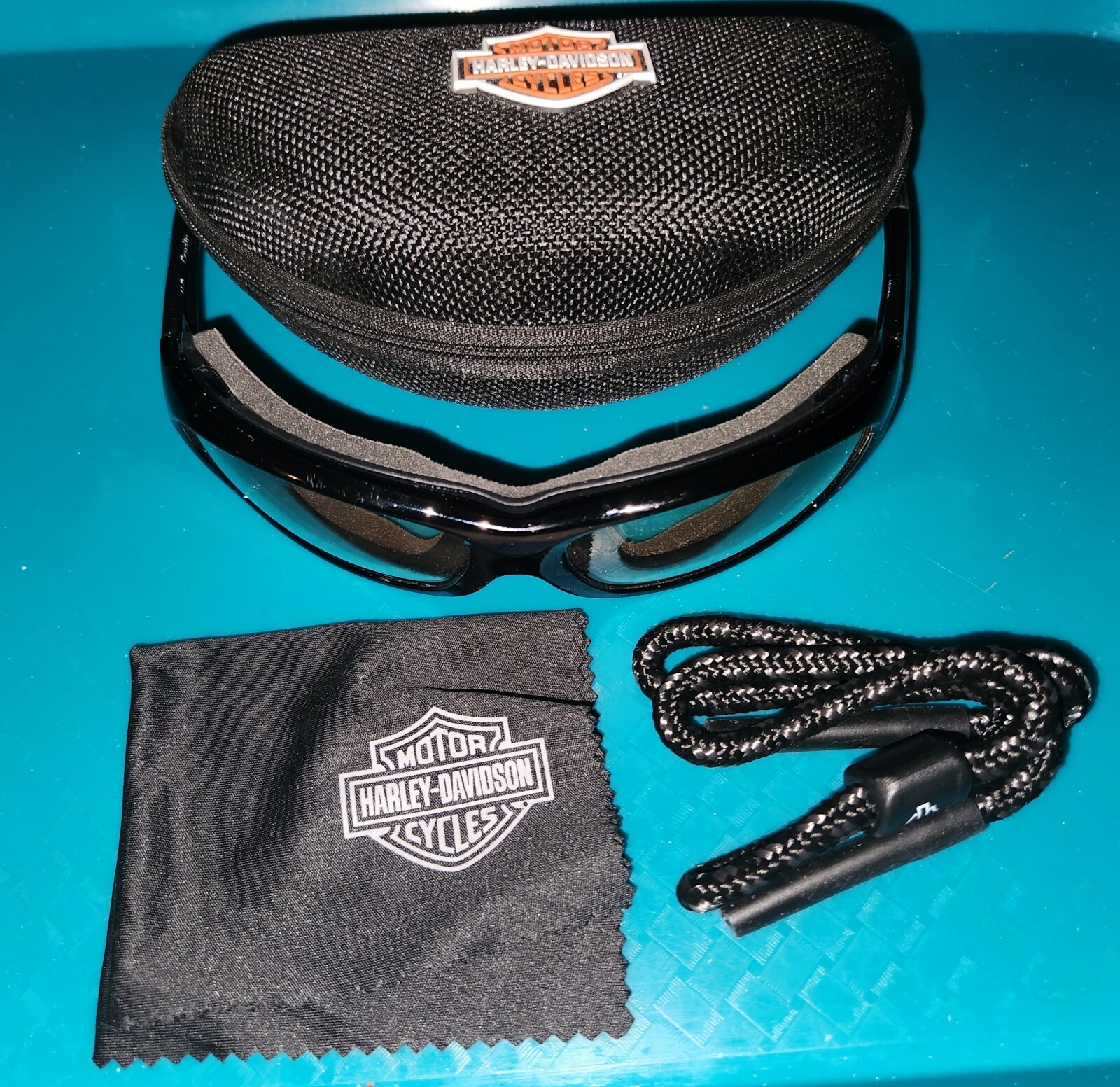 Harley Davidson Wiley X Gravity Z872 Sunglasses Case Cleaning Cloth