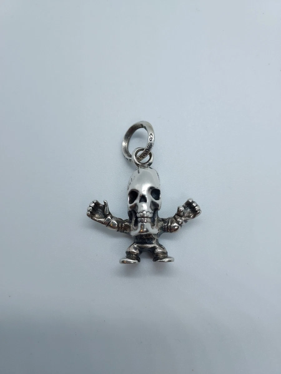 Chrome hearts foti pendant deals