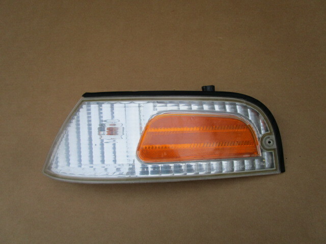 03-11 FORD CROWN VICTORIA LEFT SIDE MARKER LIGHT OEM # 5W7T-15A219