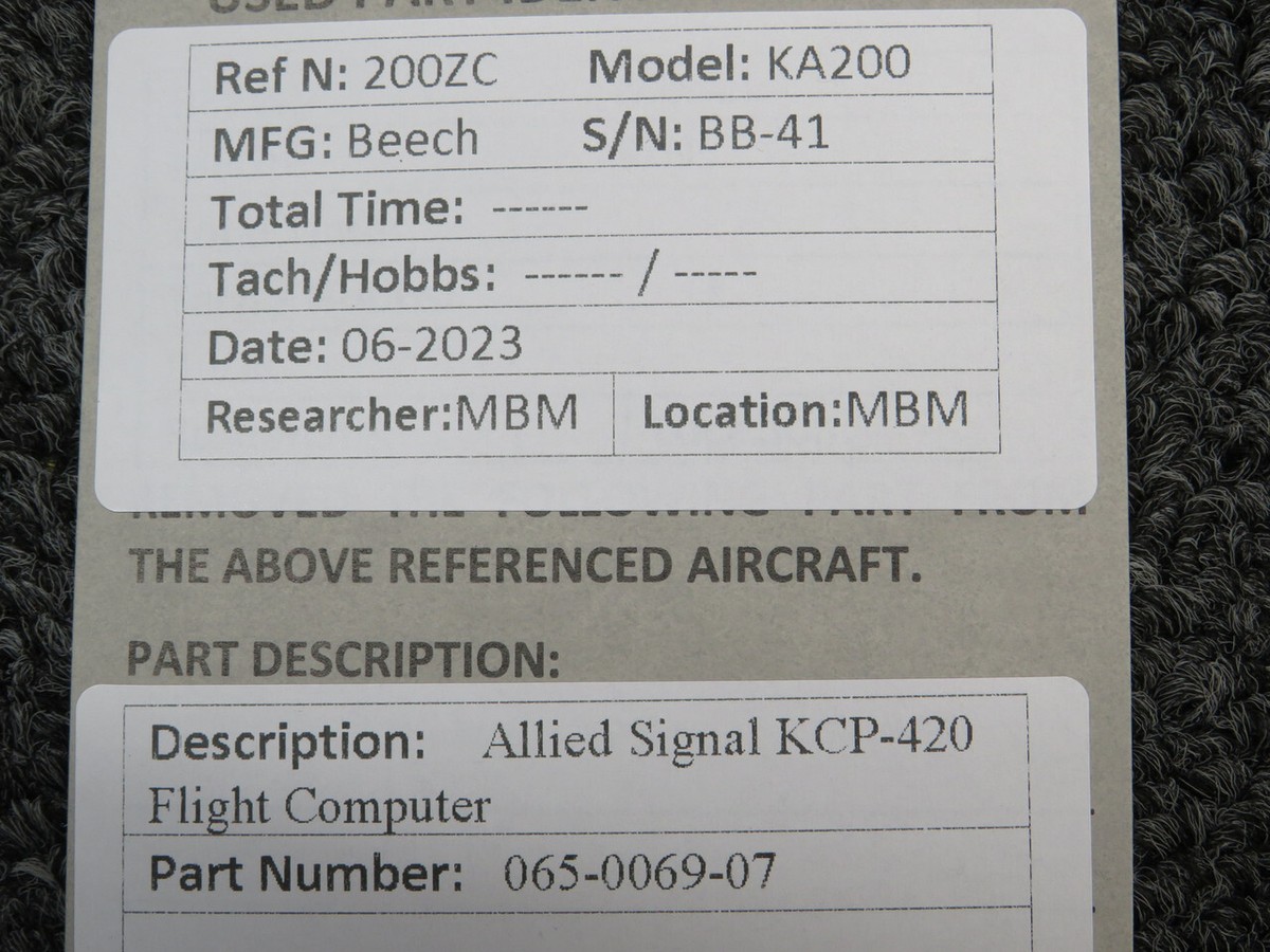 065-0069-07 Bendix King KCP-420 Flight Computer (Volts: 28 065-0069-07 Bendix King KCP-420 Flight Computer (Volts: 28