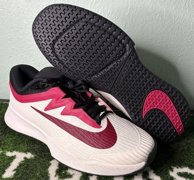 US Women s 11/Men s 9.5 - NikeCourt Air Zoom Vapor Pro 3 HC  Team Red Rush Pink 