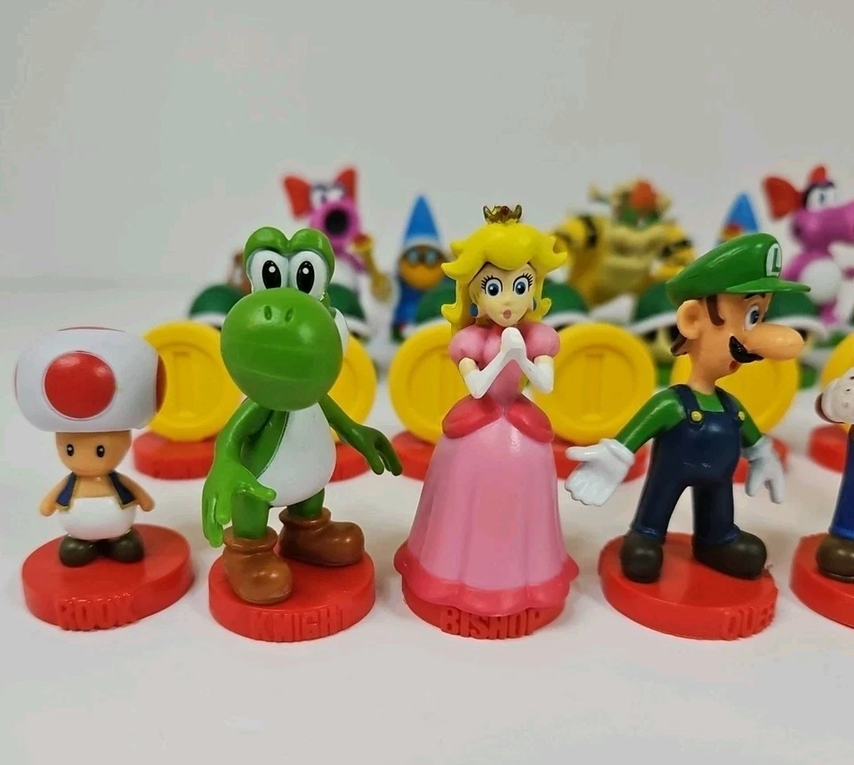 2009 Super Mario Chess Set Board Game Complete 32 Piece Set Pieces Only - Image 3 of 4