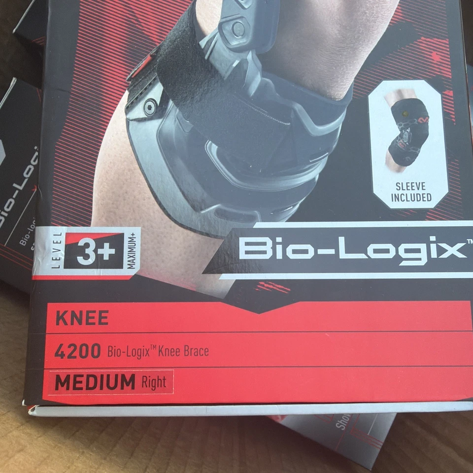 "Rodillera McDavid Elite 4200 Bio Logix nivel 3+ talla mediana derecha 13-14""" Foto 2 de 4
