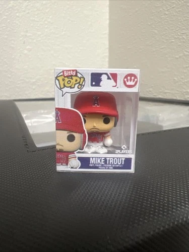 2026 Topps Series 1 Baseball Mike Trout Super Box Funko Bitty Pop!