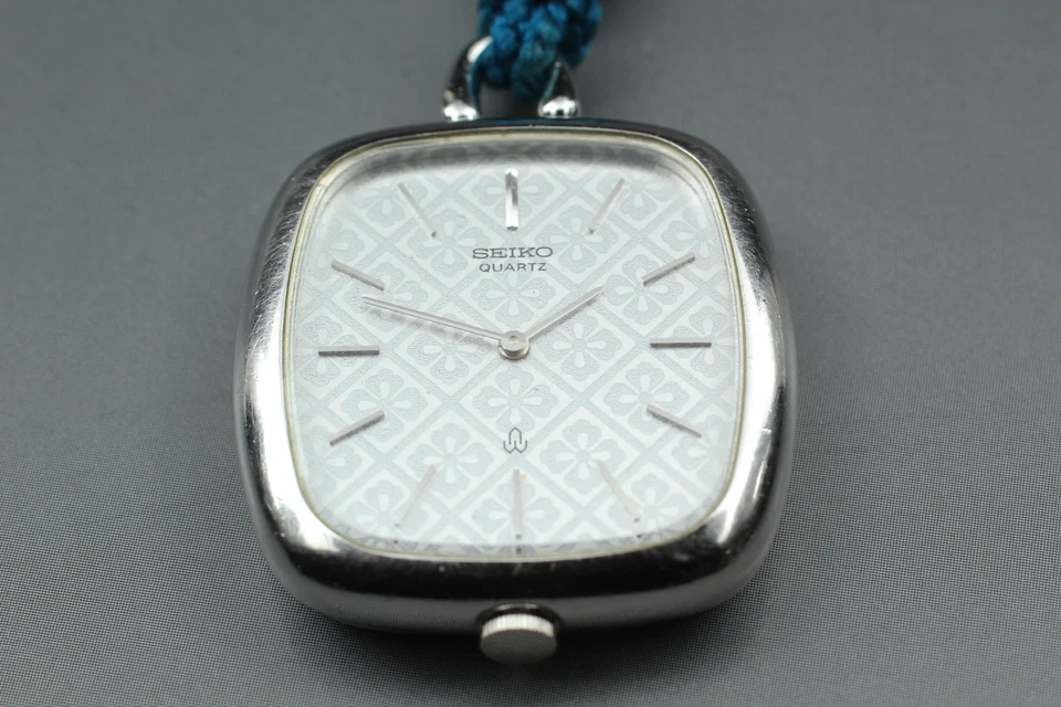Vtg 1978 Exc+5 Seiko Pocket Watch Quartz 16-5970 Palladium Square Womens JAPAN - Image 3 of 4